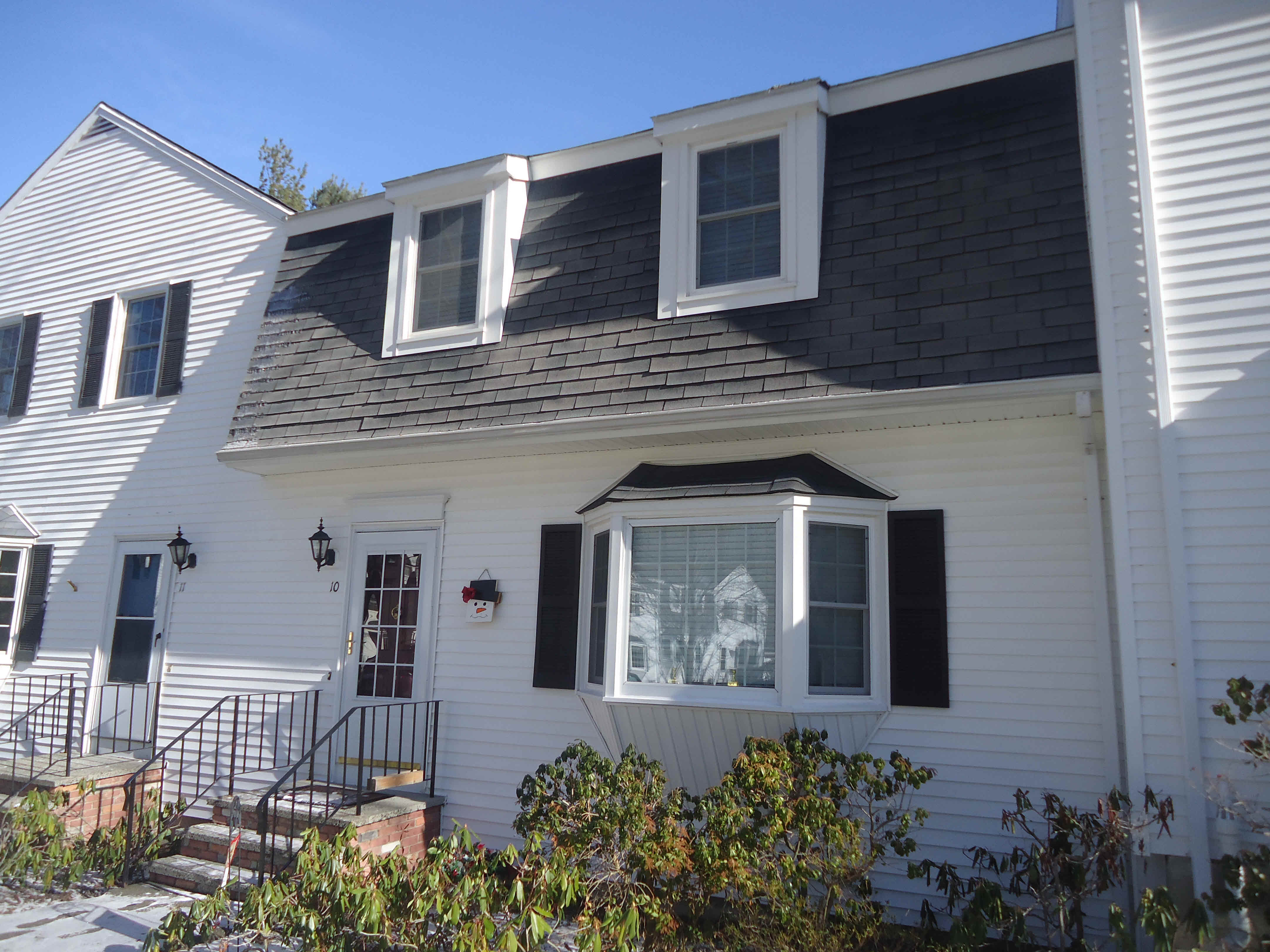 Building photograph for 10 BRIDGEWATER COMMON LN